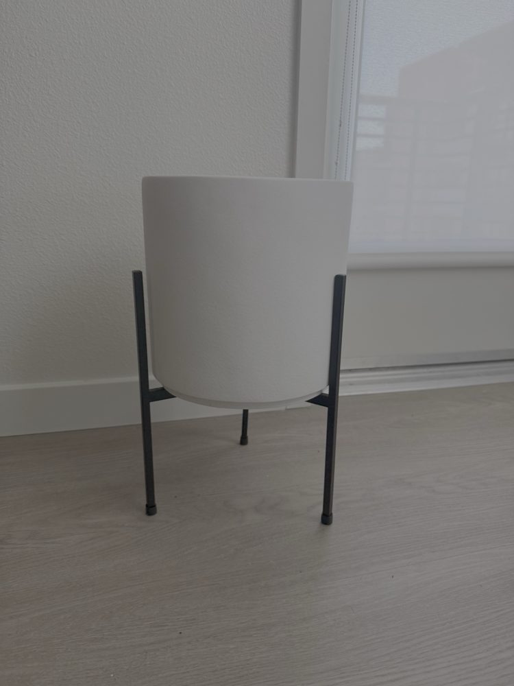 White Ceramic Planter with Black Metal Stand photo 1